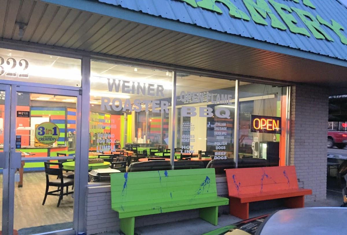 3 In 1 Frozen Creamery